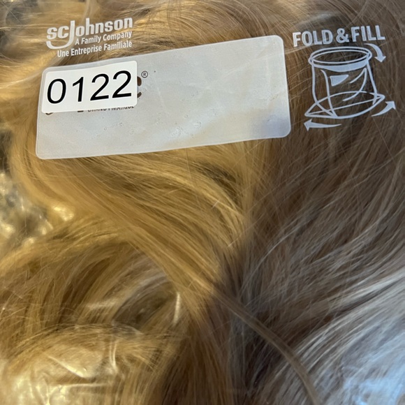 Wig COLOR: Blonde LENGTH:29” This is a cosplay wig that was used for Halloween. - Picture 7 of 7